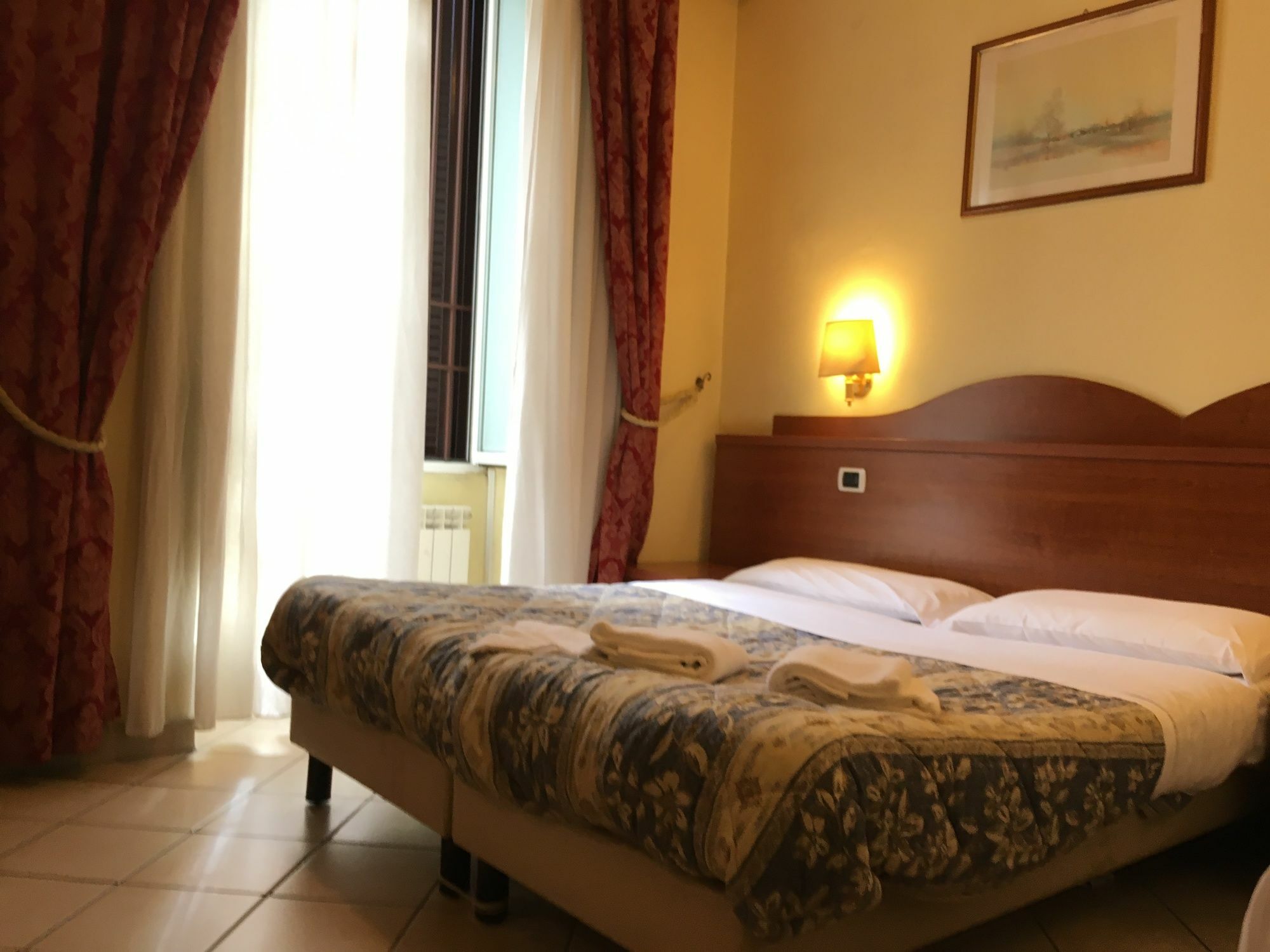 Hotel Rome Terminal House Exterior foto